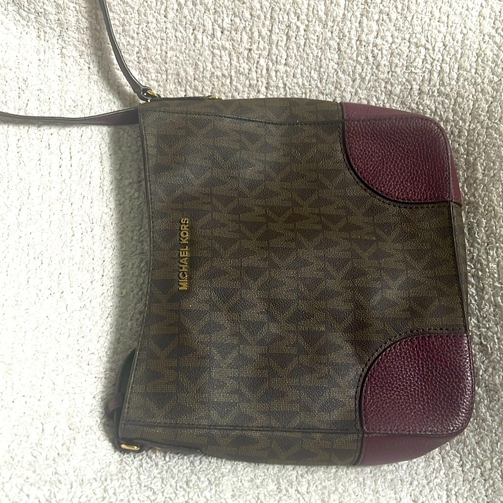 Michael Kors purse